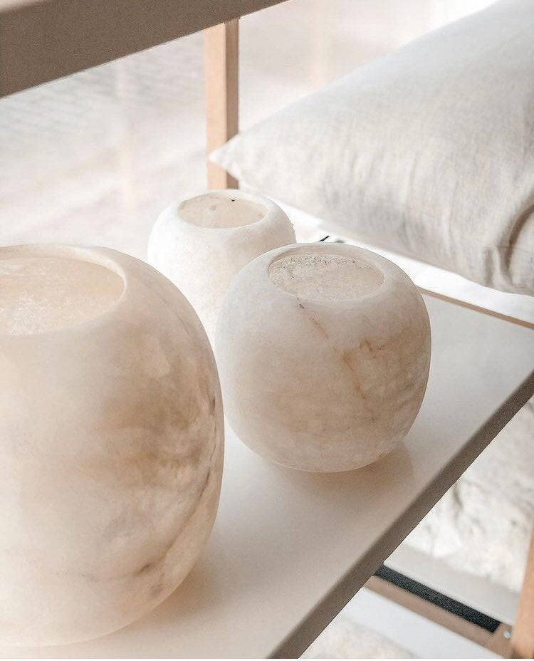 Egyptian White Alabaster, ALABASTER Handcrafted CANDLE HOLDER . Tea Light Candle Holder. Natural white stone. Ball shape